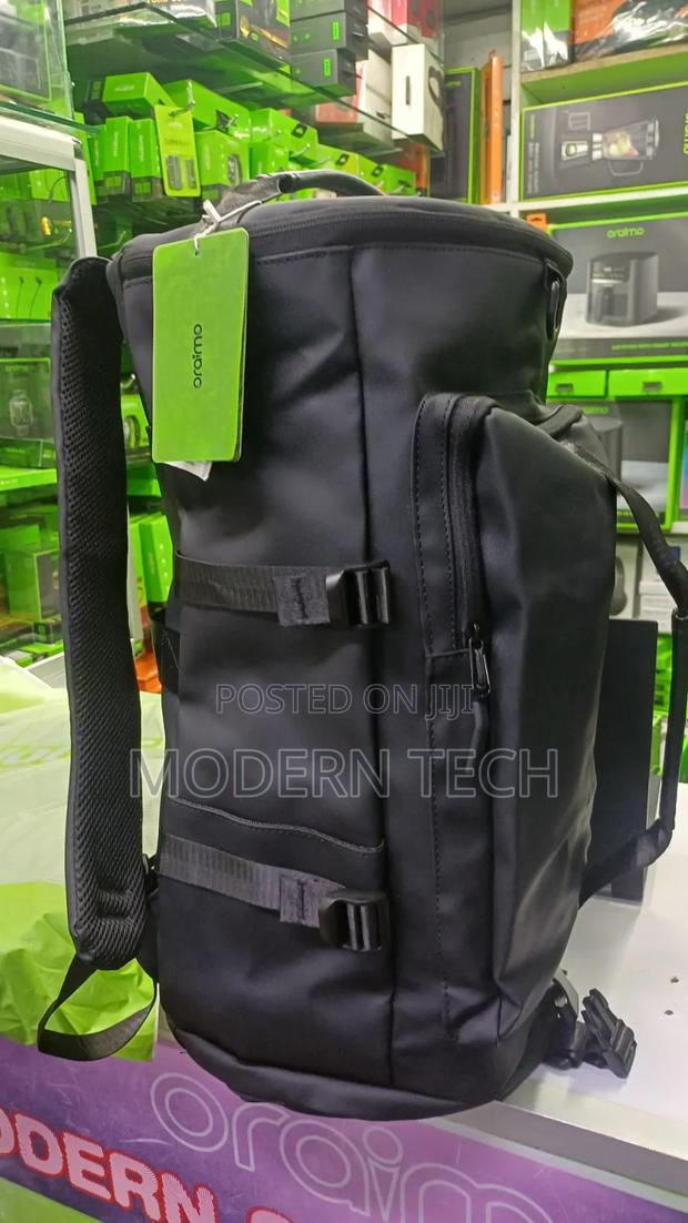 Oraimo Multigo Convertible Backpack (Usb-a Type-C Charging, 40l) - thumbnail 3