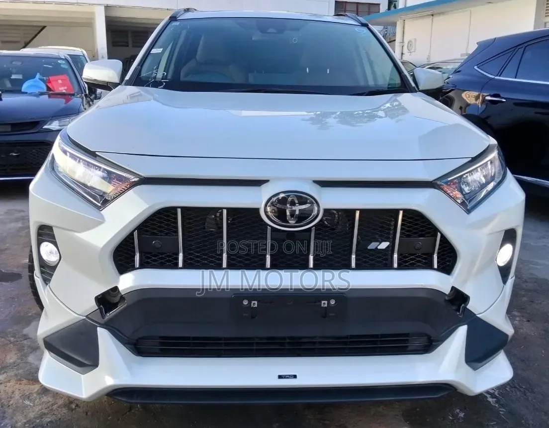 Toyota RAV4 2020 Pearl