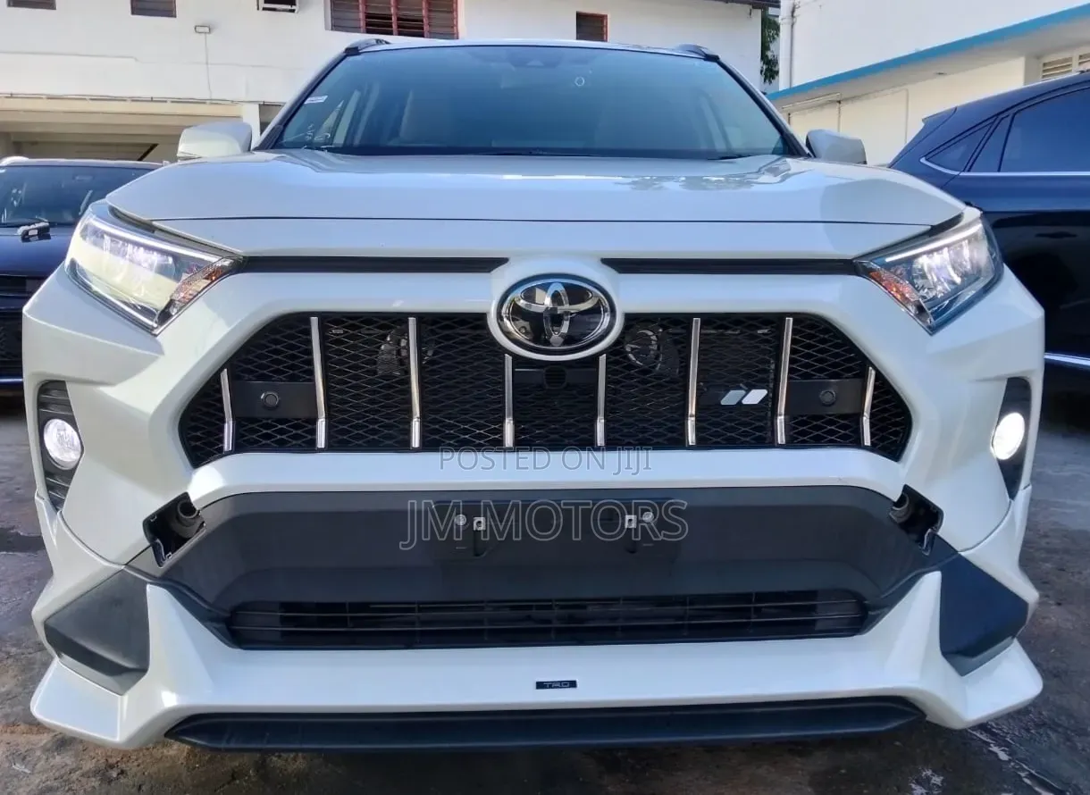 Toyota RAV4 2020 Pearl