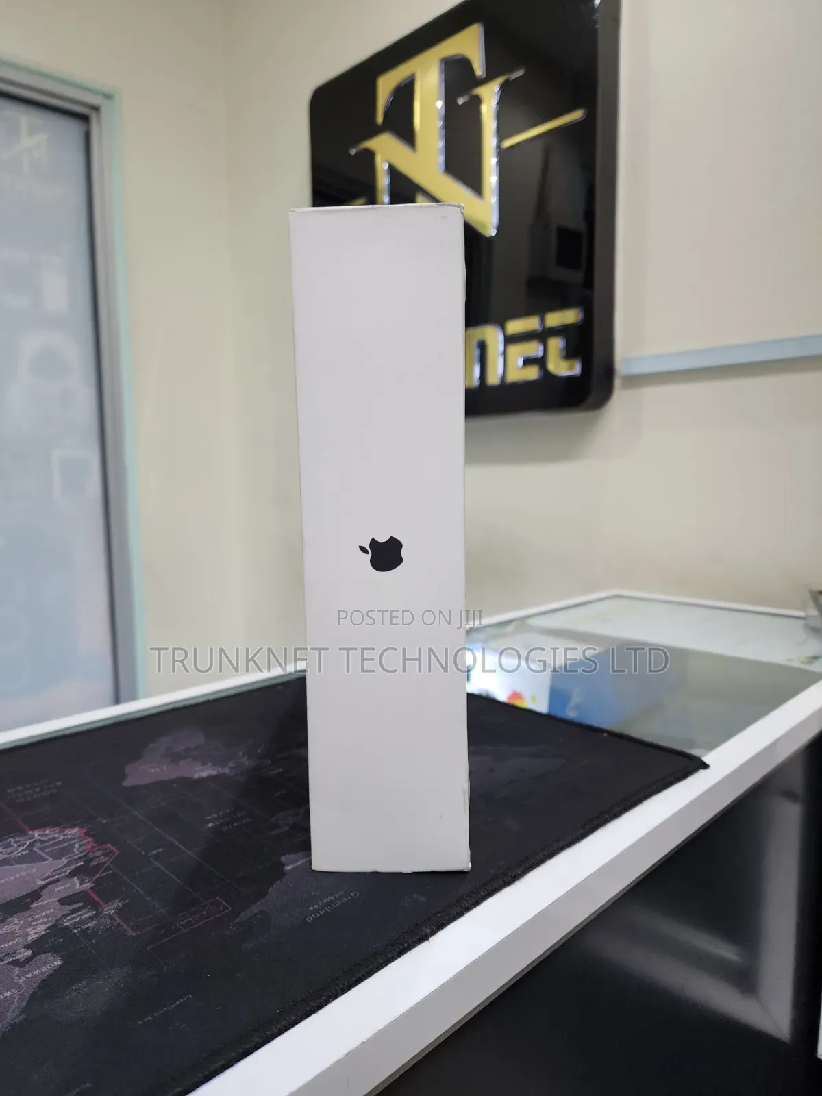 New Laptop Apple MacBook Pro 2025 M5 14-inch 24GB Apple M5 SSD 1T