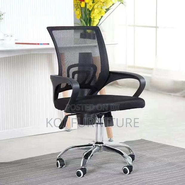 Office Chair : Mid Back Secretarial Office Seat