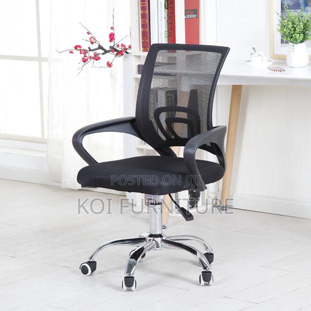 Office Chair : Mid Back Secretarial Office Seat - thumbnail 3