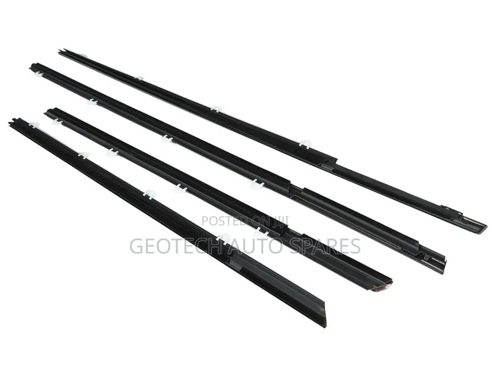Toyota Ractis Weatherstrips