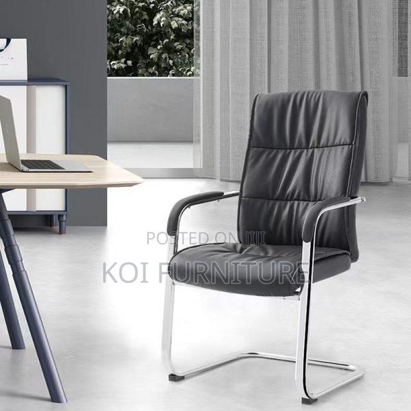 Office Chair : Executive Office Visitor/Waiting Chair