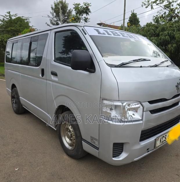 Toyota HiAce 2012 Silver - thumbnail 7