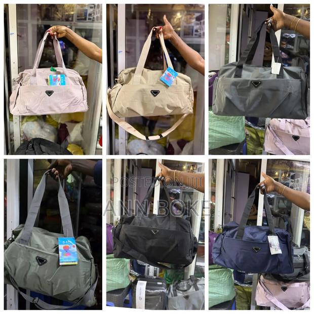 New InnSleek Spacious Duffel Travel Bags /Gym Bags
With a Shoe