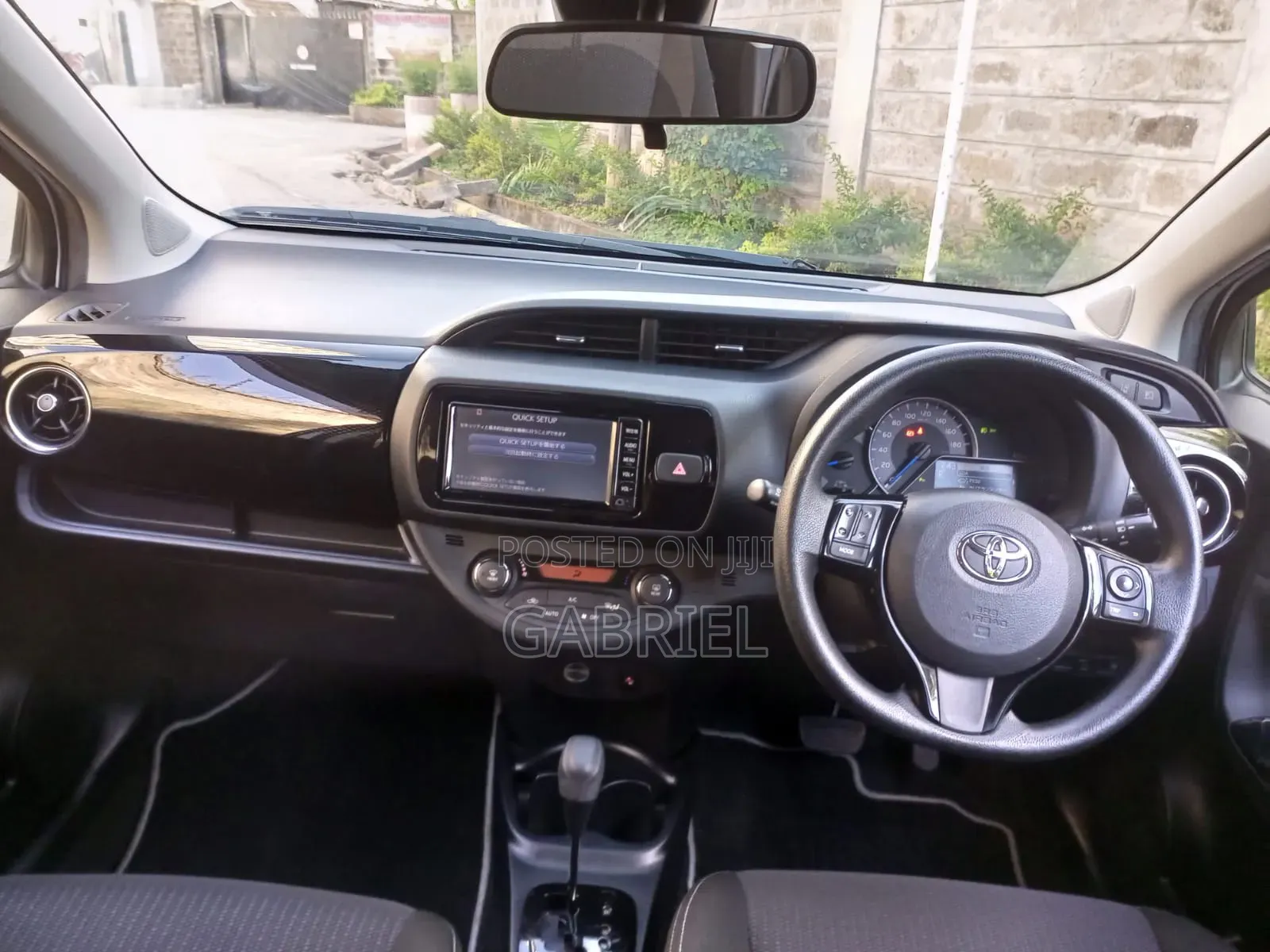 Toyota Vitz 1.5 FWD Hybrid 5dr 2019 Pearl