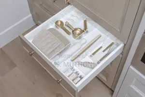 Multifunctional Expandable Acrylic Drawer/Cutlery Organizer*