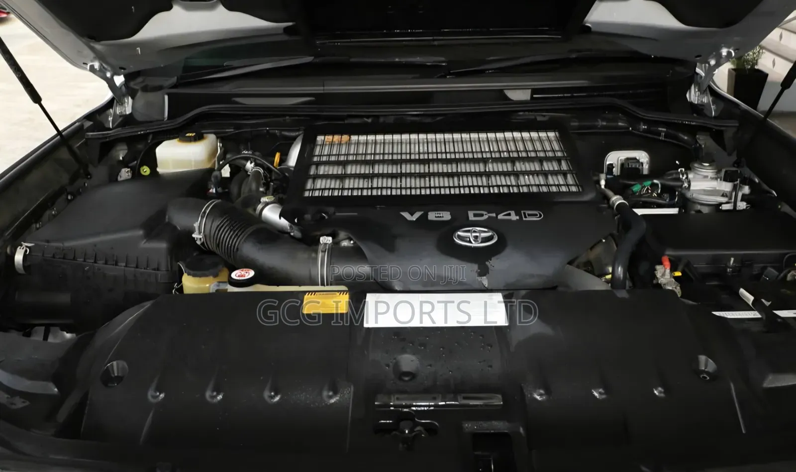 Toyota Land Cruiser 4.5 V8 TD 2019 Silver