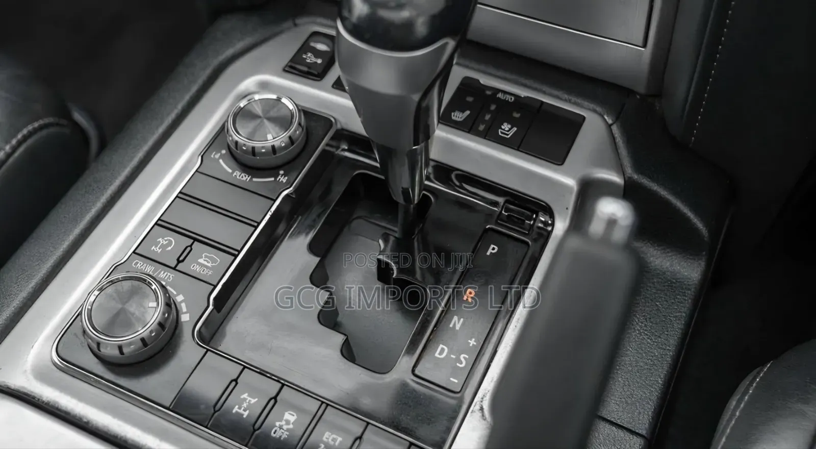 Toyota Land Cruiser 4.5 V8 TD 2019 Silver