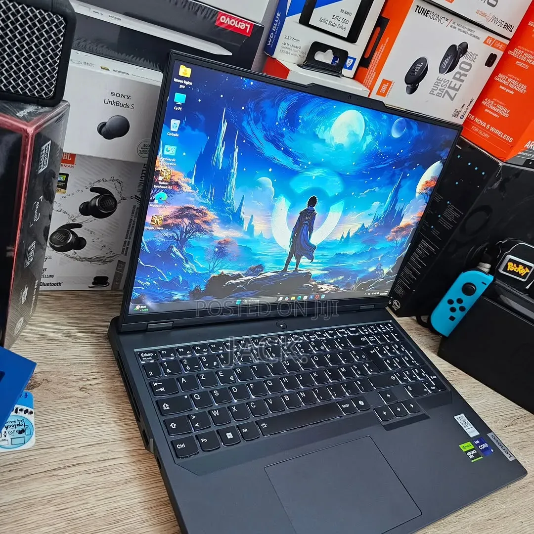 Laptop Lenovo Legion Pro 7 32GB Intel Core i9 SSD 2T