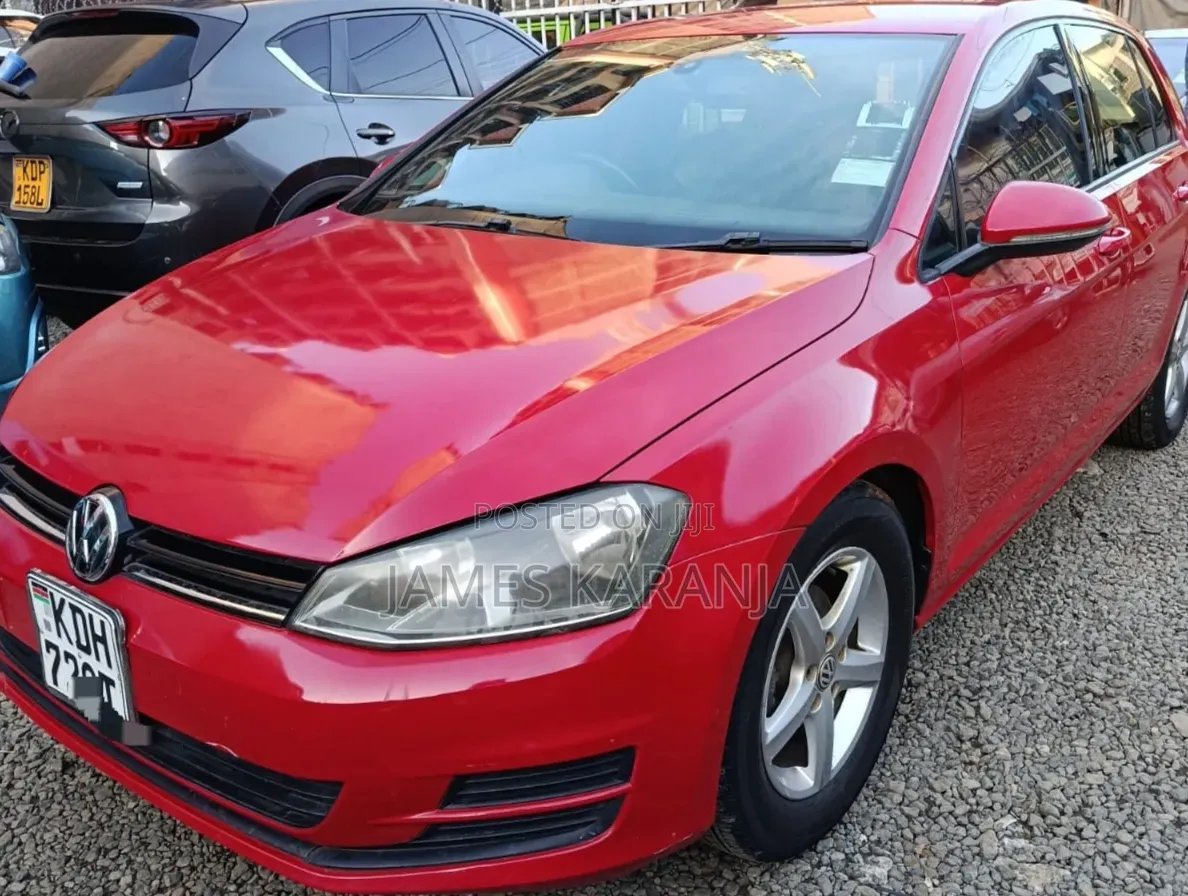 Volkswagen Golf 2014 Red