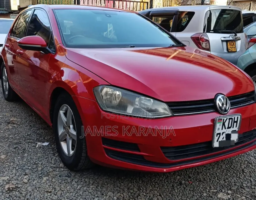 Volkswagen Golf 2014 Red