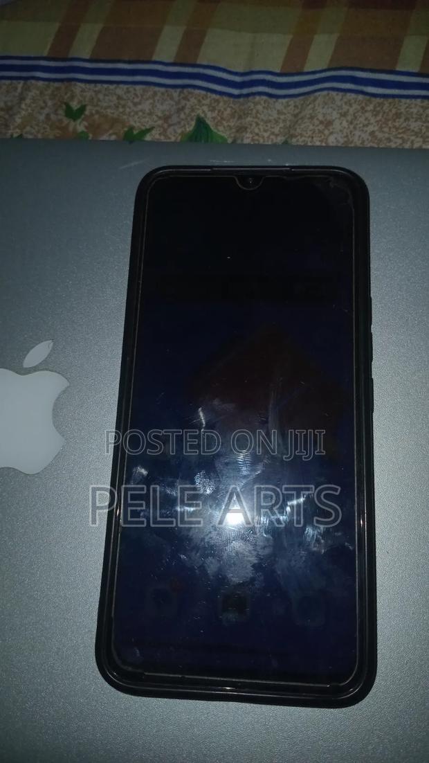 Tecno Spark 8C 64 GB Black - thumbnail 2