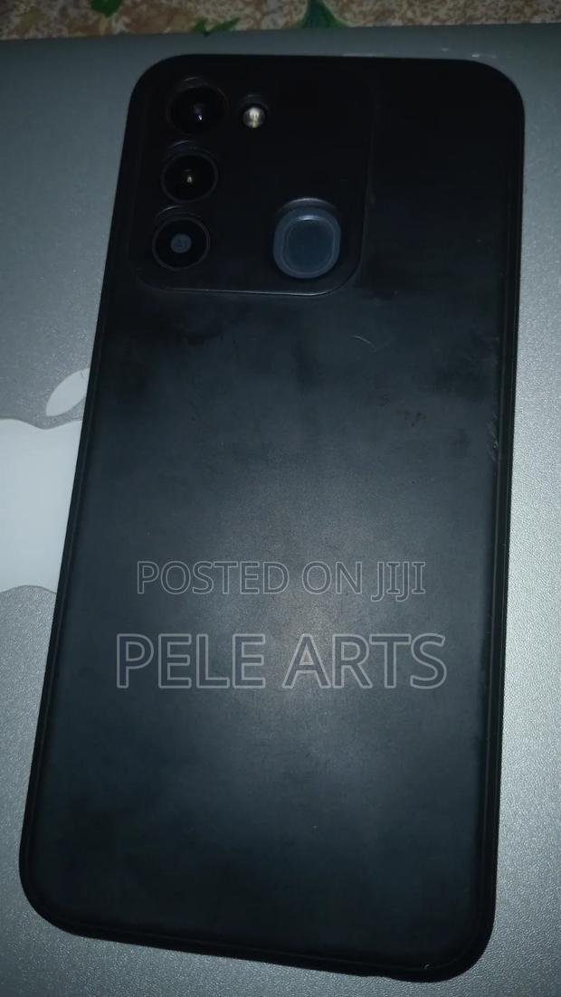 Tecno Spark 8C 64 GB Black - thumbnail 3