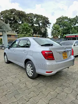 Toyota Axio 2019 Silver