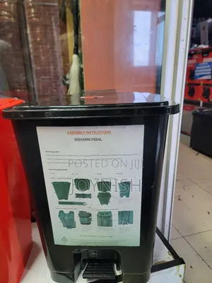 Pedal Bin Black 30l