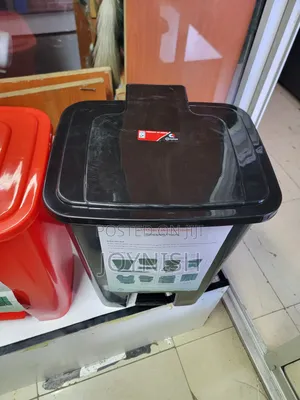 Pedal Bin Black 30l