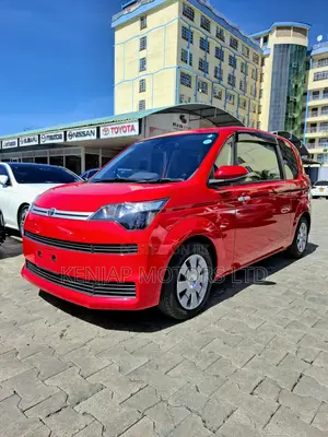 Toyota Spade 2019 Red