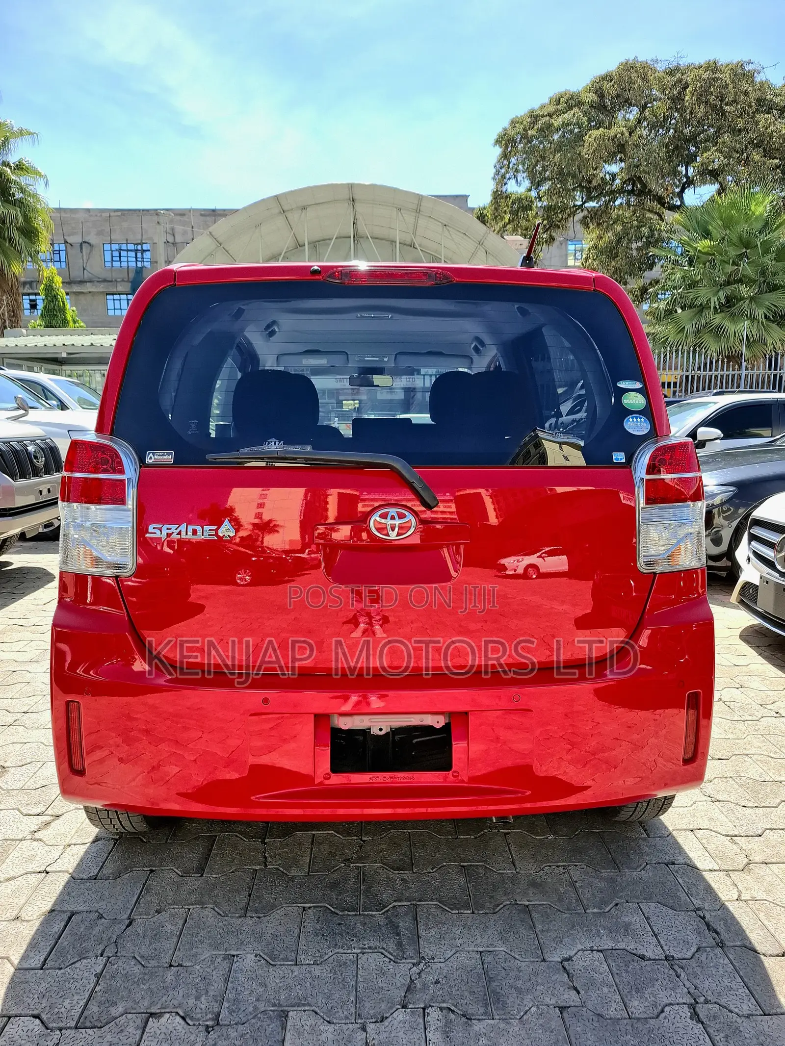 Toyota Spade 2019 Red