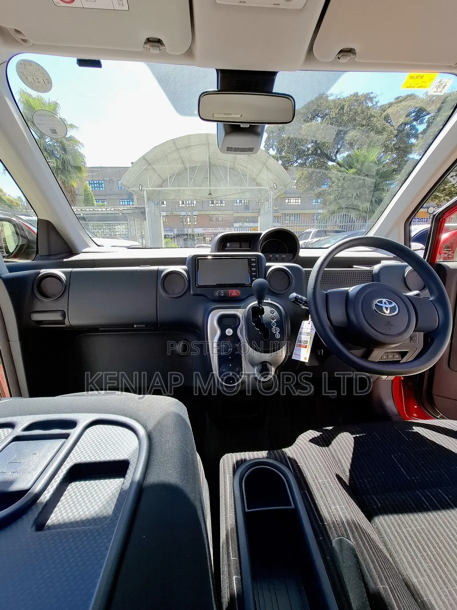 Toyota Spade 2019 Red