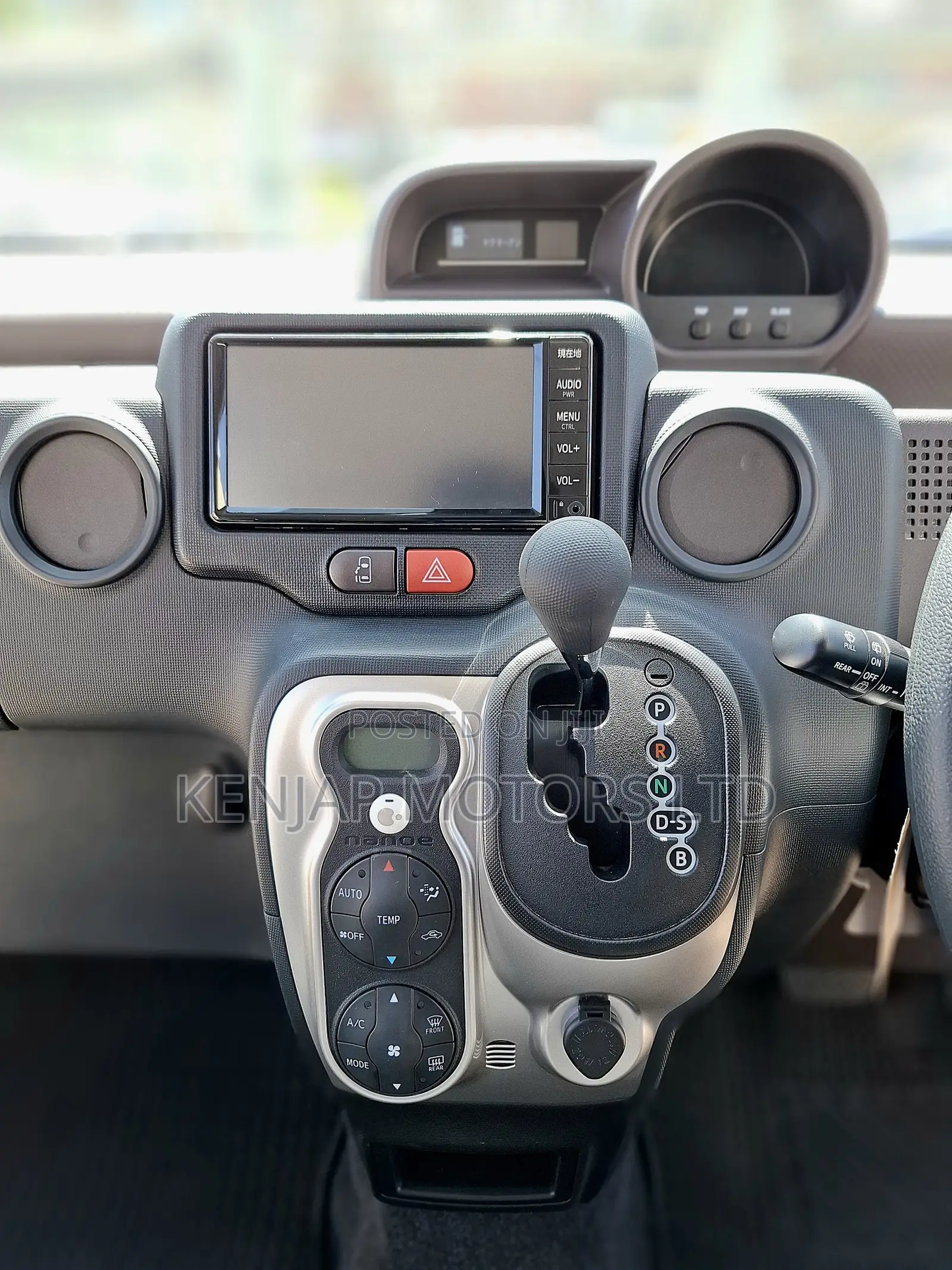 Toyota Spade 2019 Red