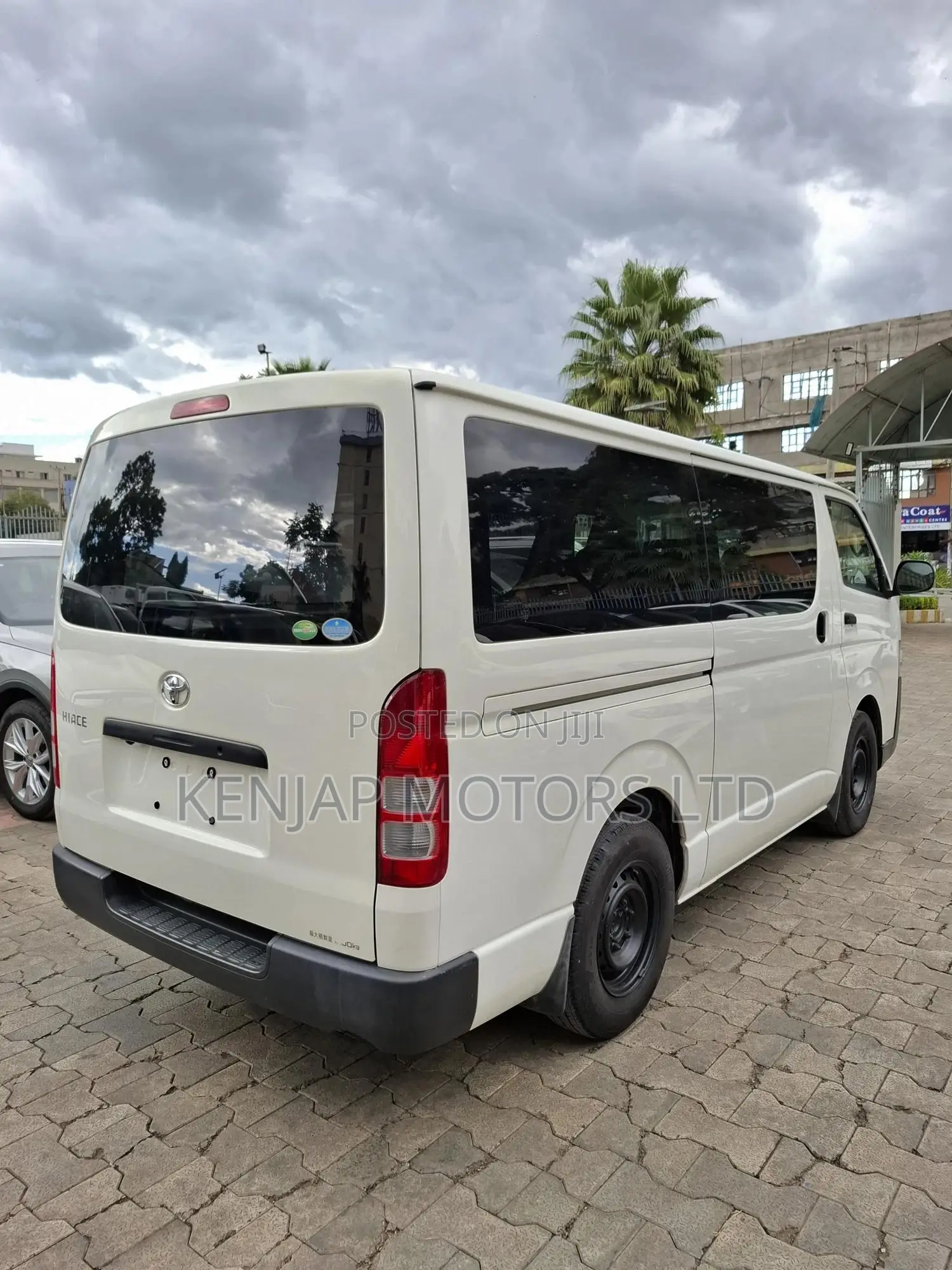 Toyota HiAce 2019 Silver