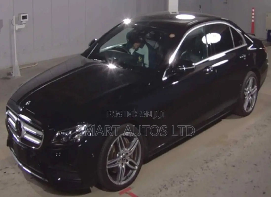 Mercedes-Benz C200 2019 Black