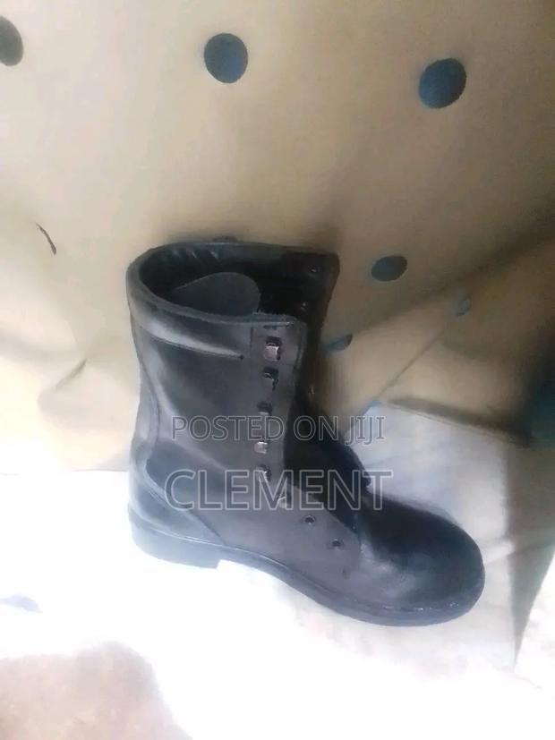 Leather and Shoe - main view