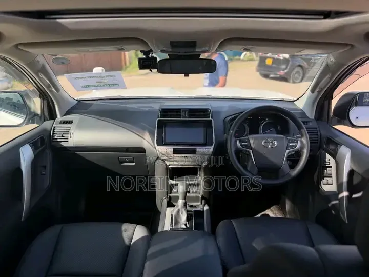 Toyota Land Cruiser Prado 4.0 Petrol TX-L 2020 Off white