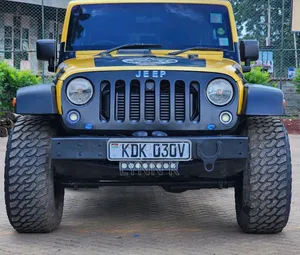 Jeep Wrangler 2010 Yellow