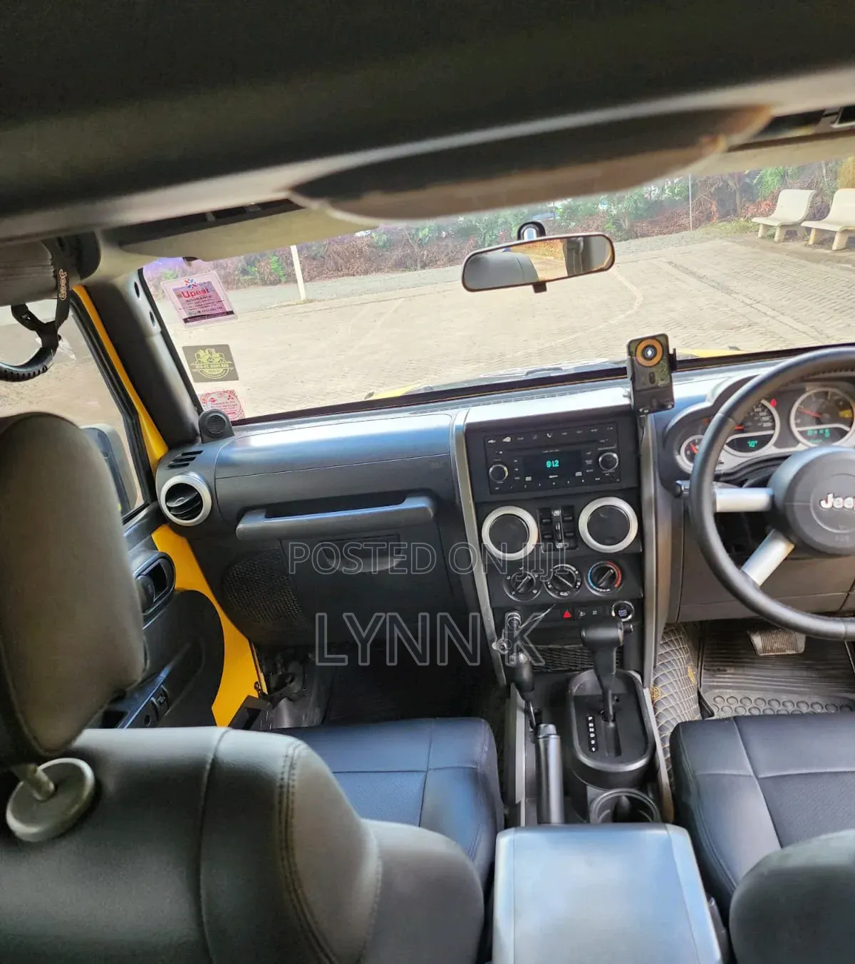 Jeep Wrangler 2010 Yellow