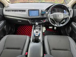 Honda Vezel 2019 Black