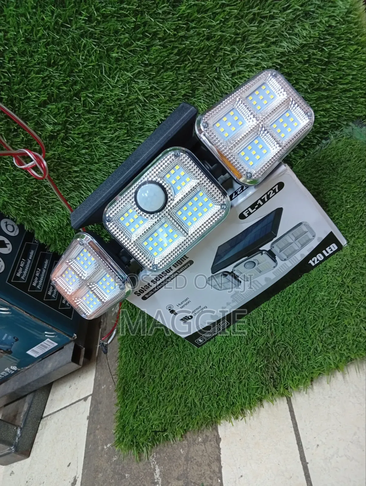 Solar Sensor Light Fl-1727 Available