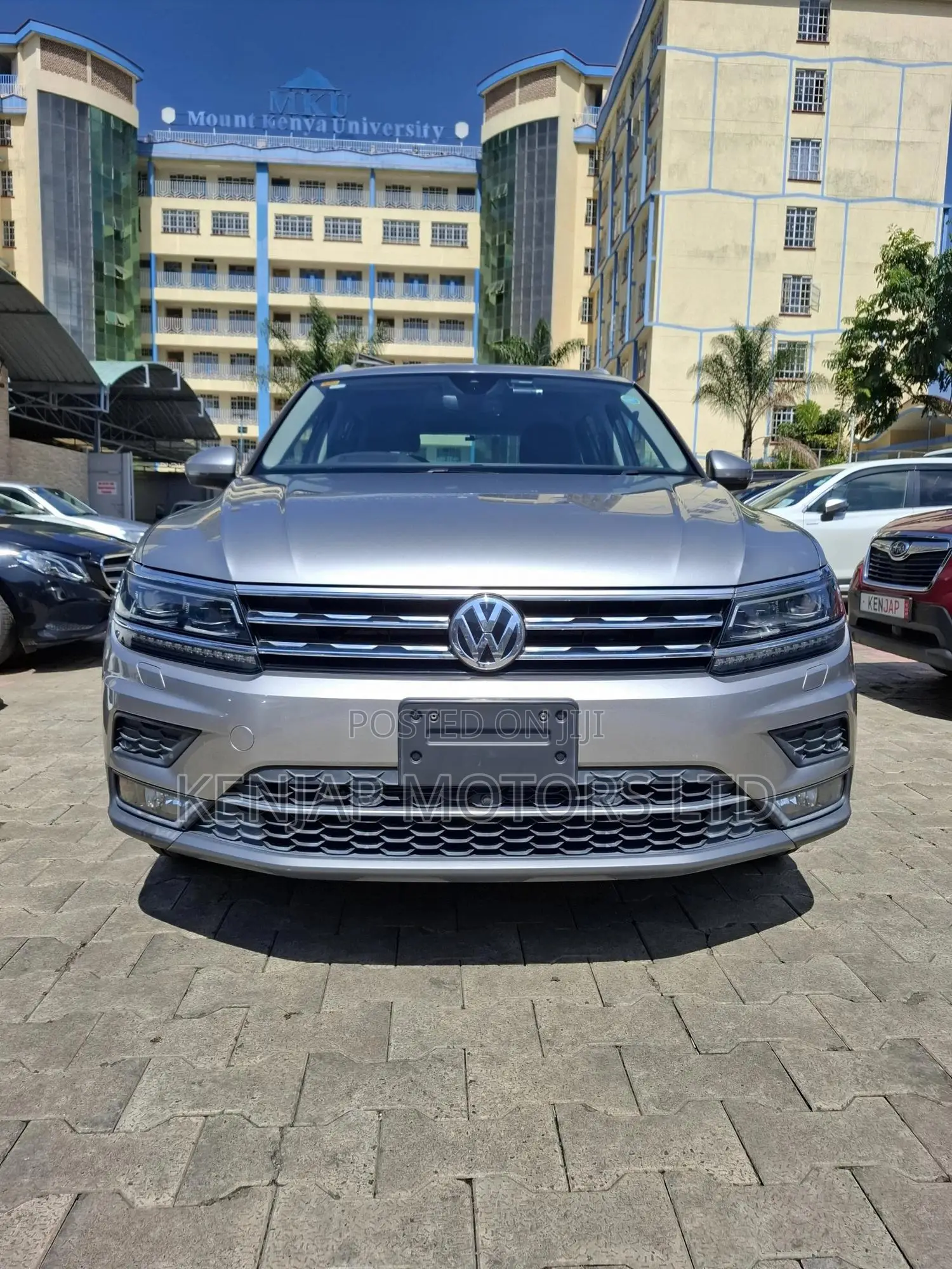 Volkswagen Tiguan 2019 Silver