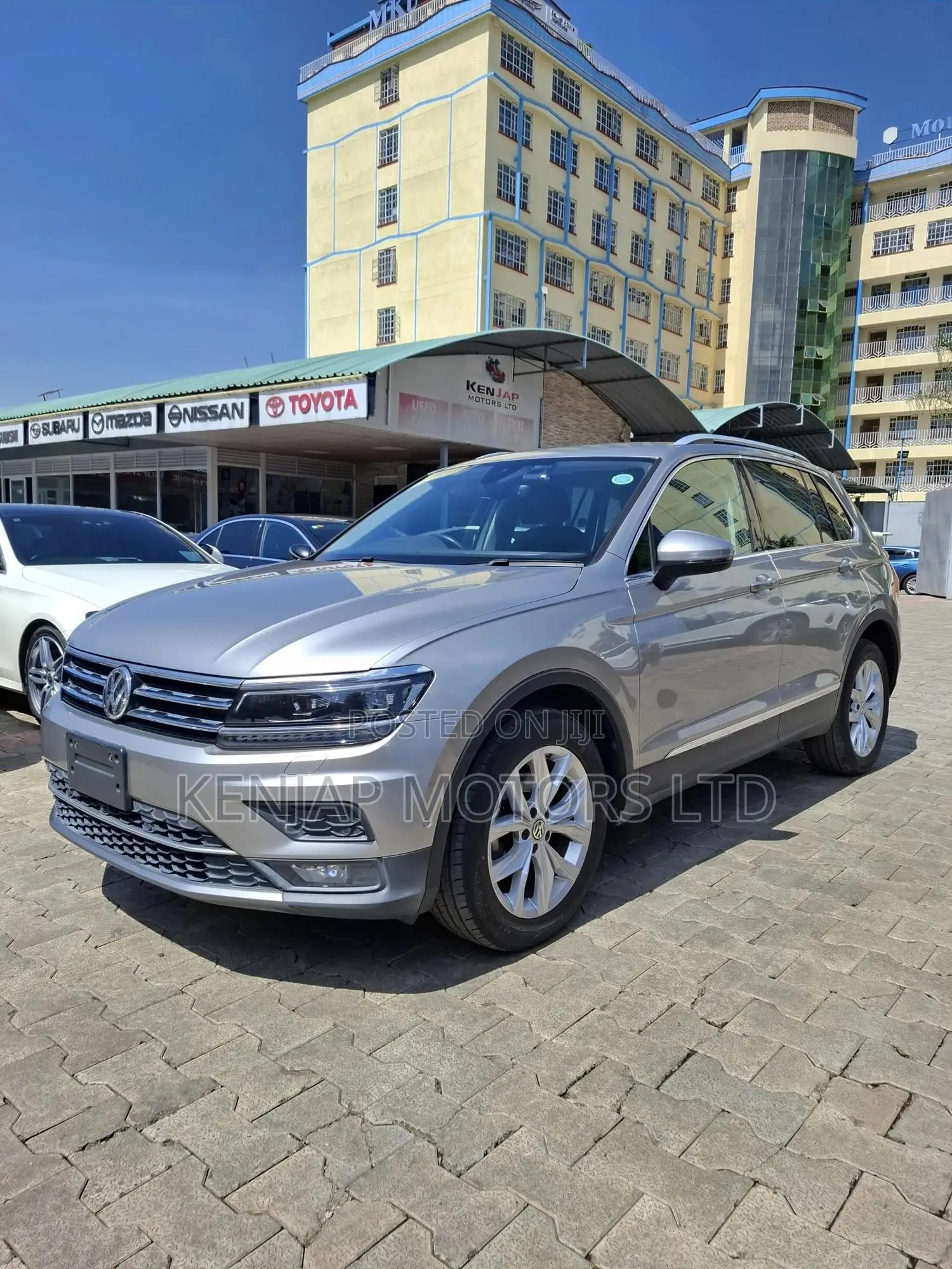 Volkswagen Tiguan 2019 Silver