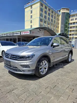 Volkswagen Tiguan 2019 Silver