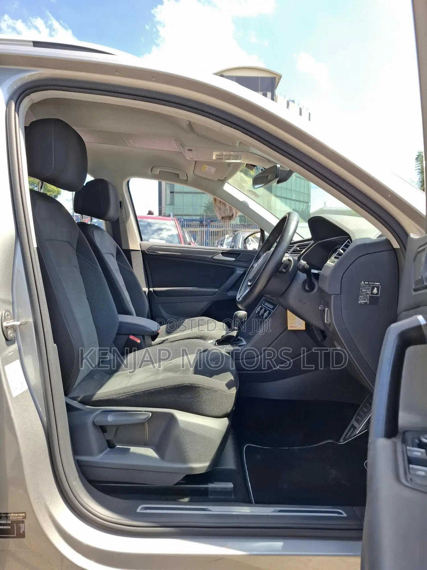 Volkswagen Tiguan 2019 Silver