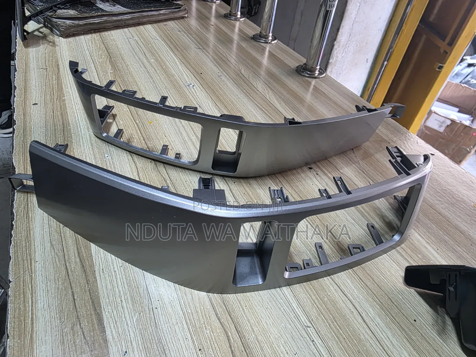 Ventilation Covers and Vents J120 Prado