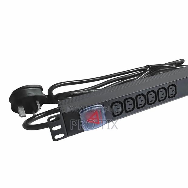 Mtn 6-way C13 Plug Pdu Black
