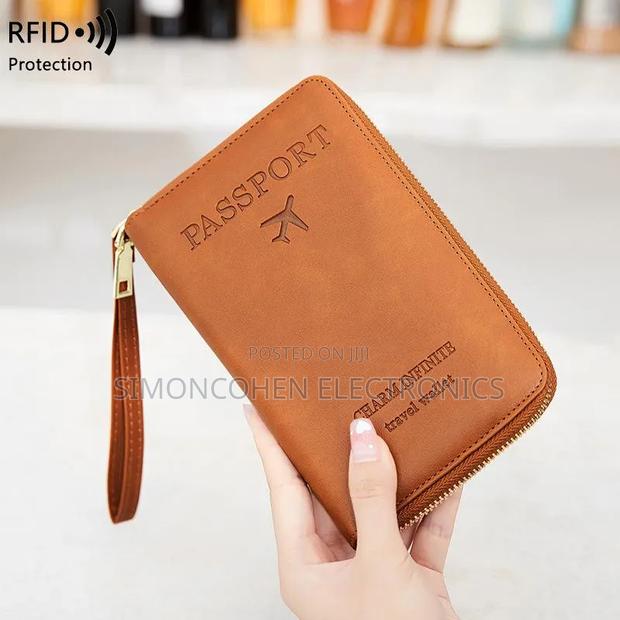 Travel Wallet Passport Protector Case / Passport Holder - thumbnail 2