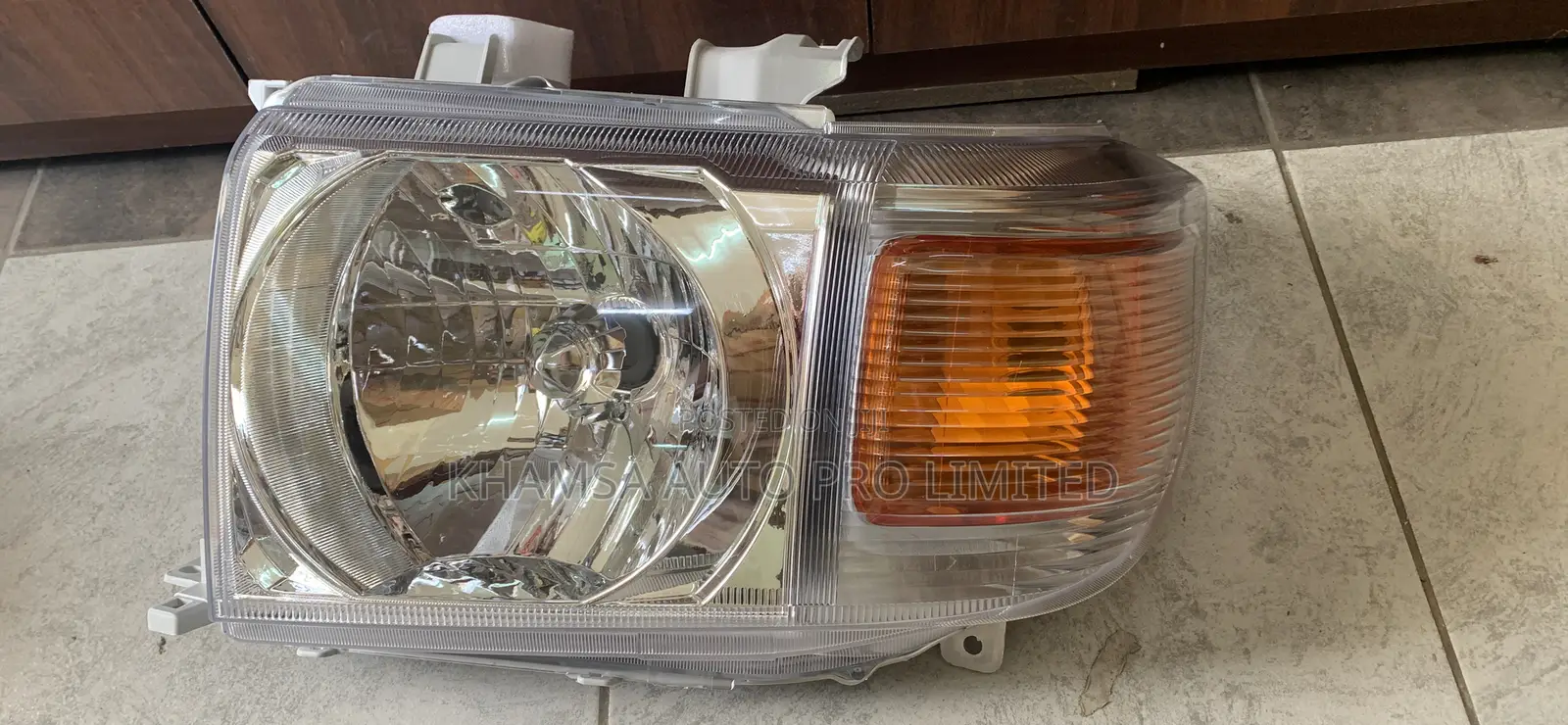 Land Cruiser Fj79 Head Lamp