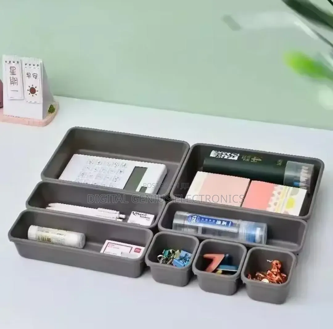 *8pcs Set Adjustable Plastic Drawer Organiser