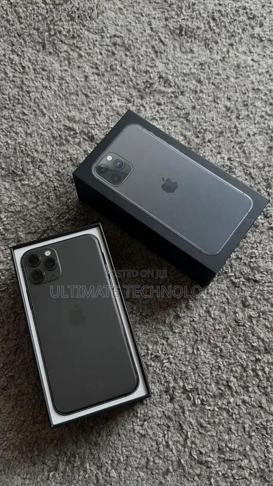 New Apple iPhone 11 Pro Max 256 GB White