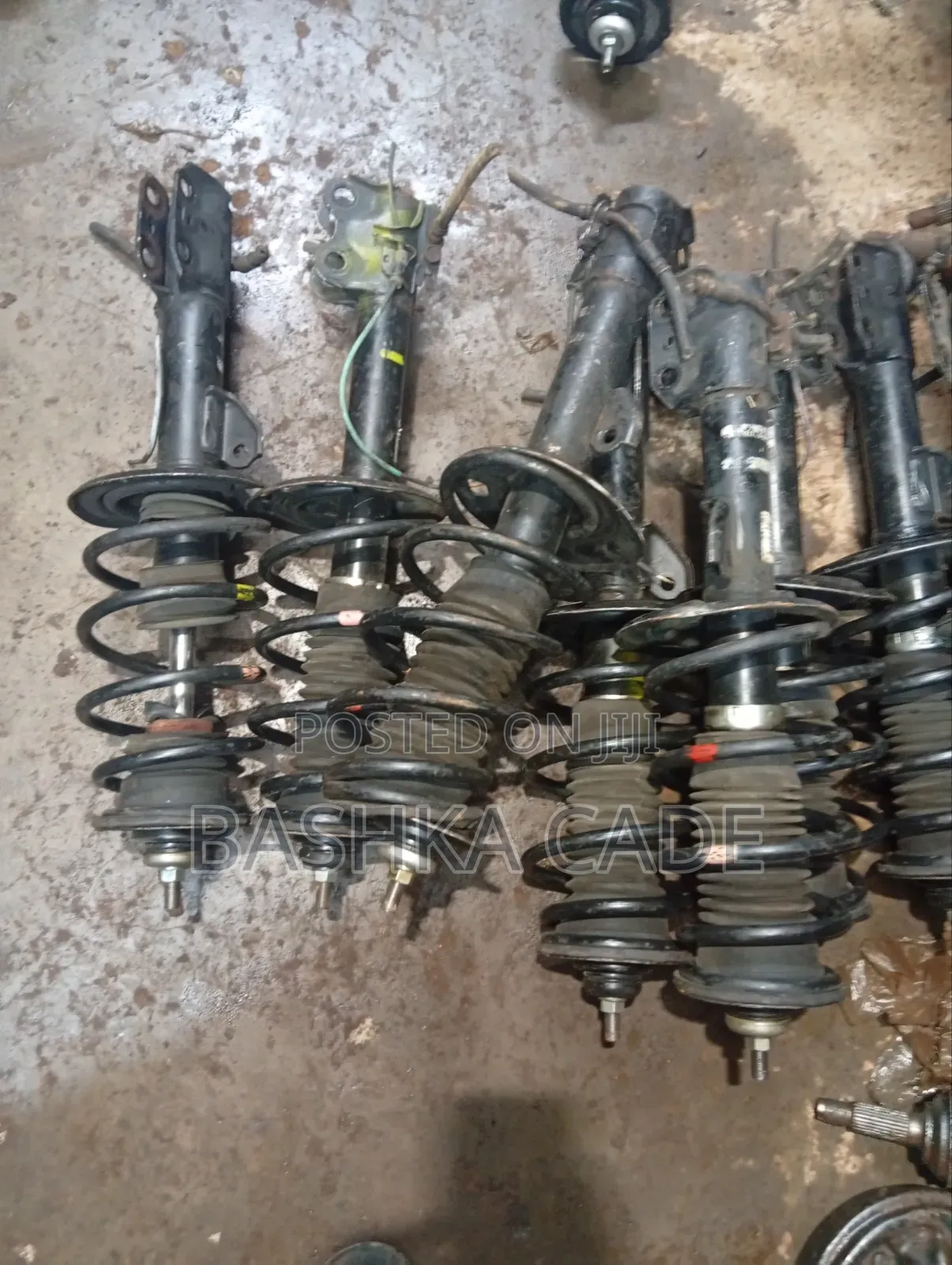 Front Shocks for Toyota Vitz Auris Seinta Probox New Models