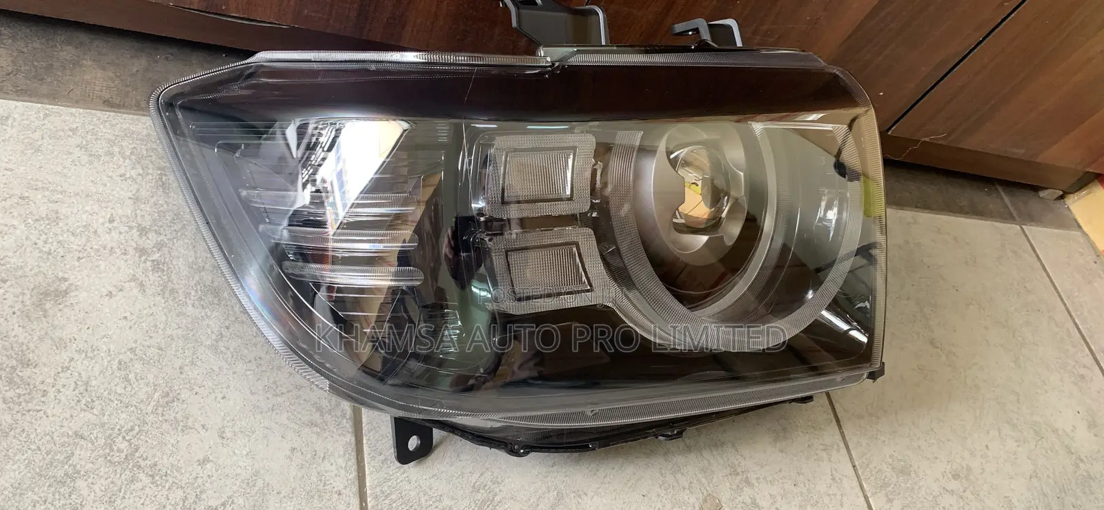 Land Cruiser Fj79 Modified Head Lamp
