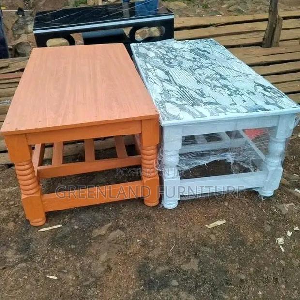 Modern Classy Table