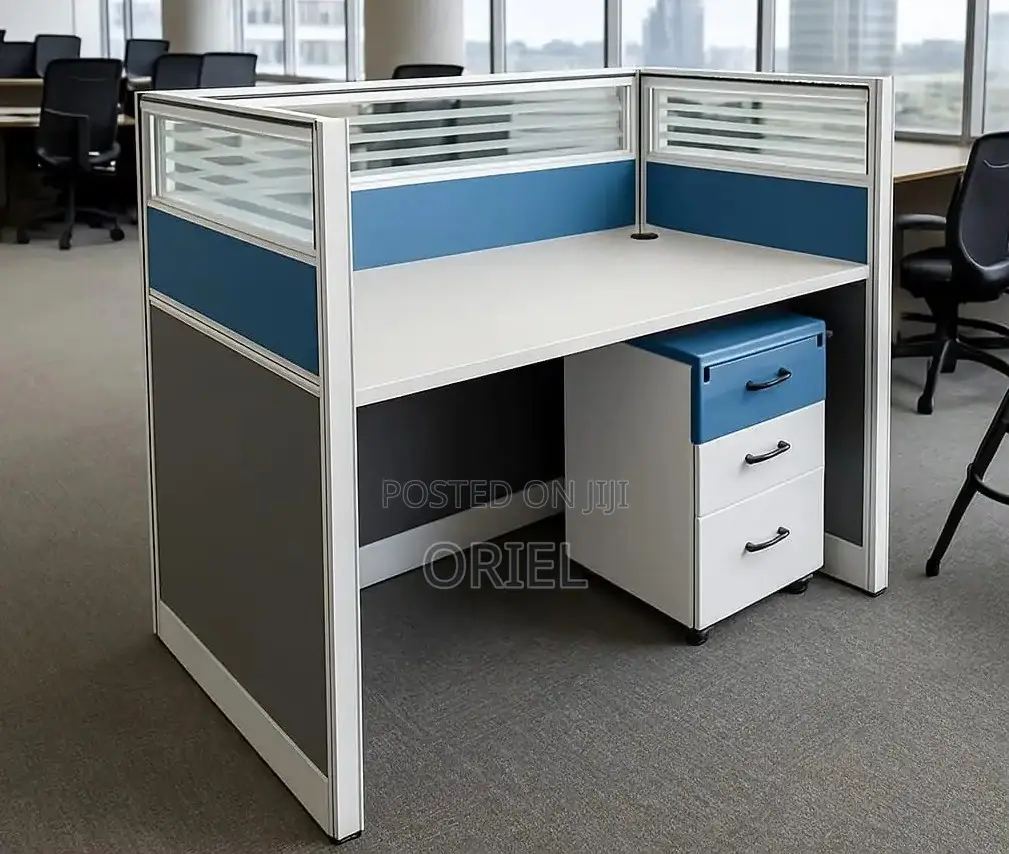 Office Workstation : 1-Way Office Workstation Desk