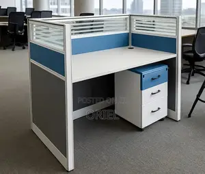 Office Workstation : 1-Way Office Workstation Desk