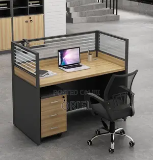 Office Workstation : 1-Way Office Workstation Desk